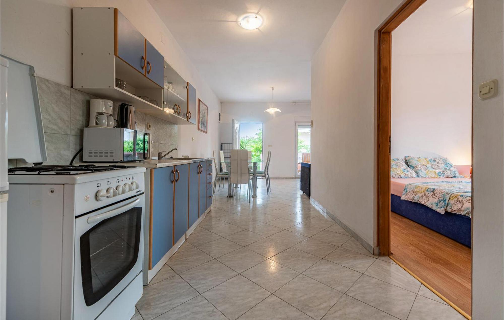Lovely Apartment In Vir With Kitchen エクステリア 写真