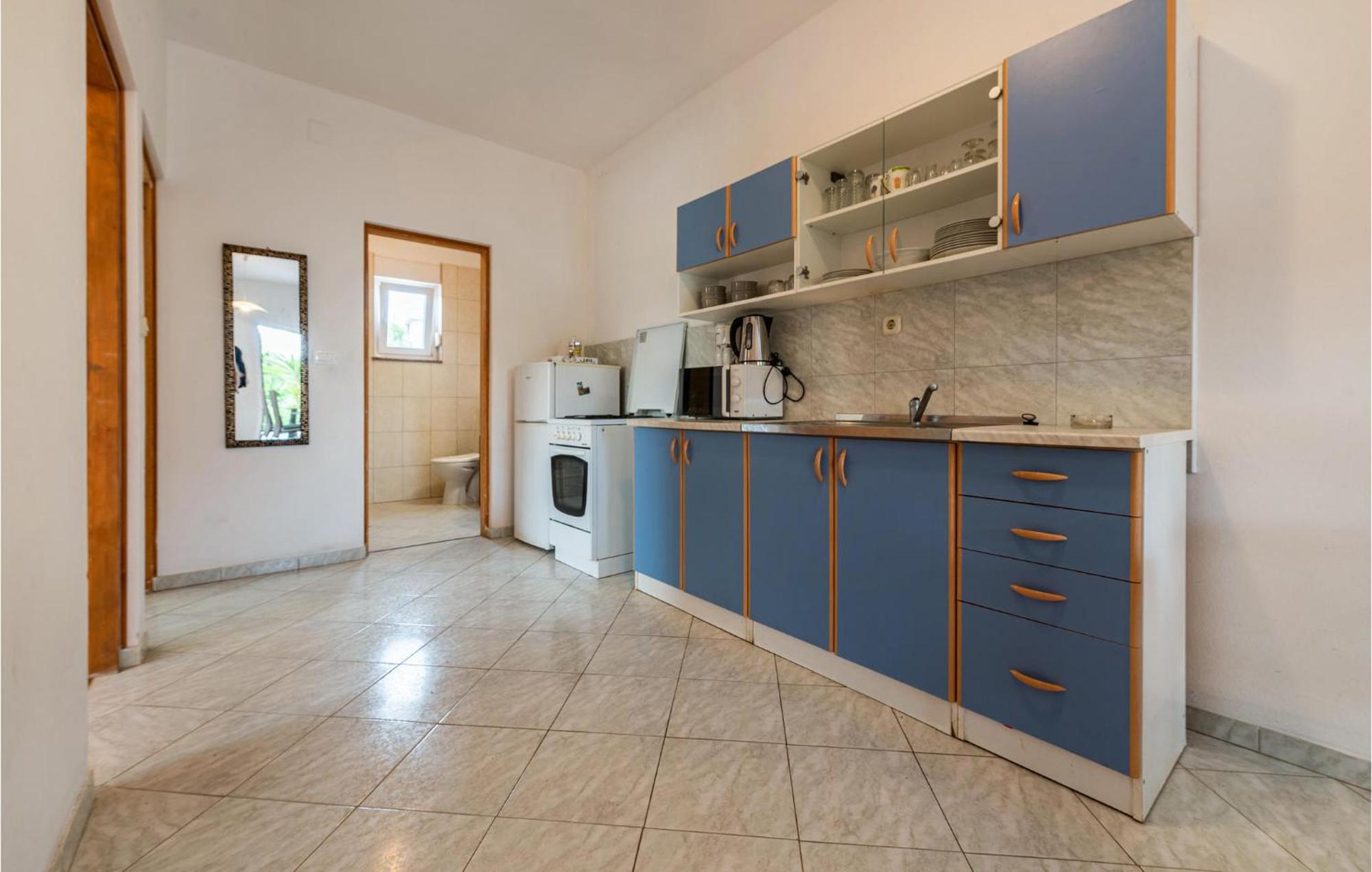 Lovely Apartment In Vir With Kitchen エクステリア 写真